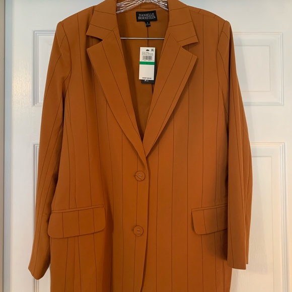 Danielle Bernstein Pinstripe Boyfriend Blazer - Picture 2 of 7
